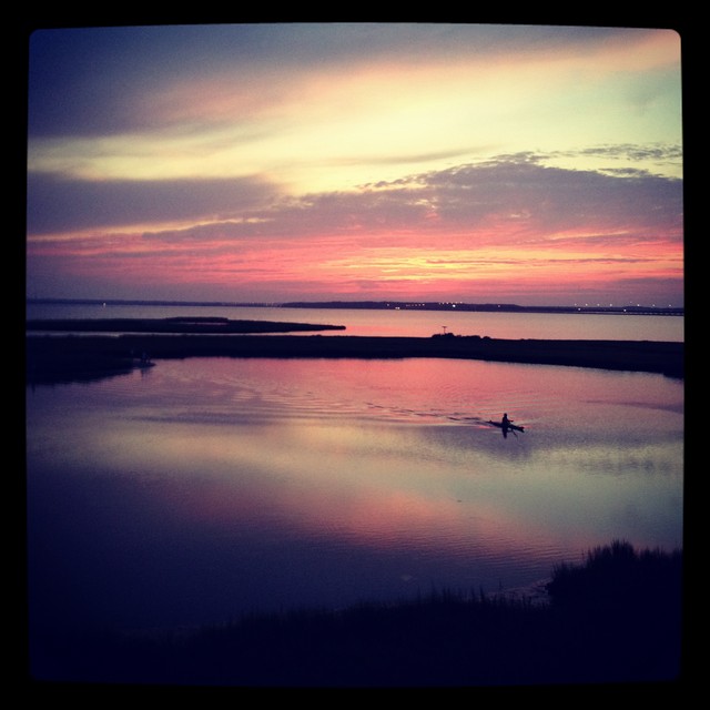 bill_kayaking_in_sunset_med.JPG